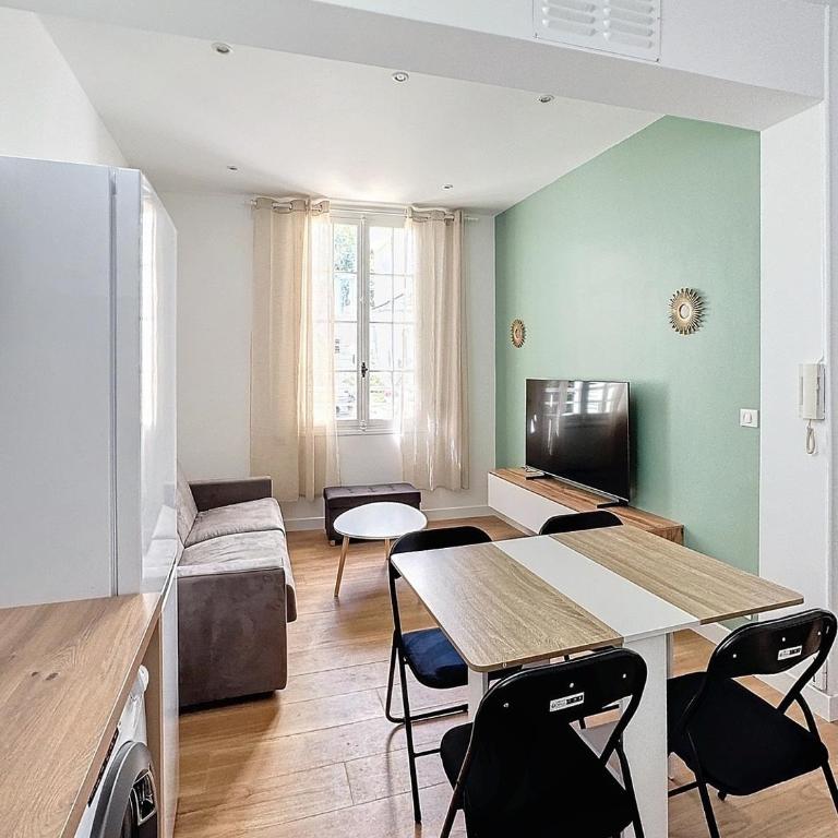 2 pièces à 5 minutes des plages avec Parking - Appartement 1 Chambre - 17