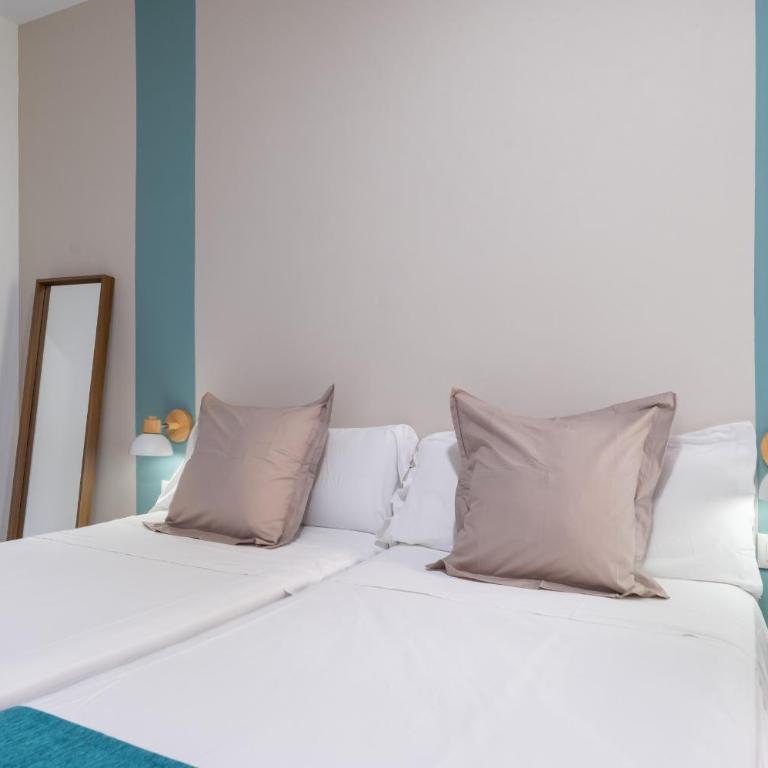 Hotel Boutique Puerta del Rincón - Habitación Triple - 8