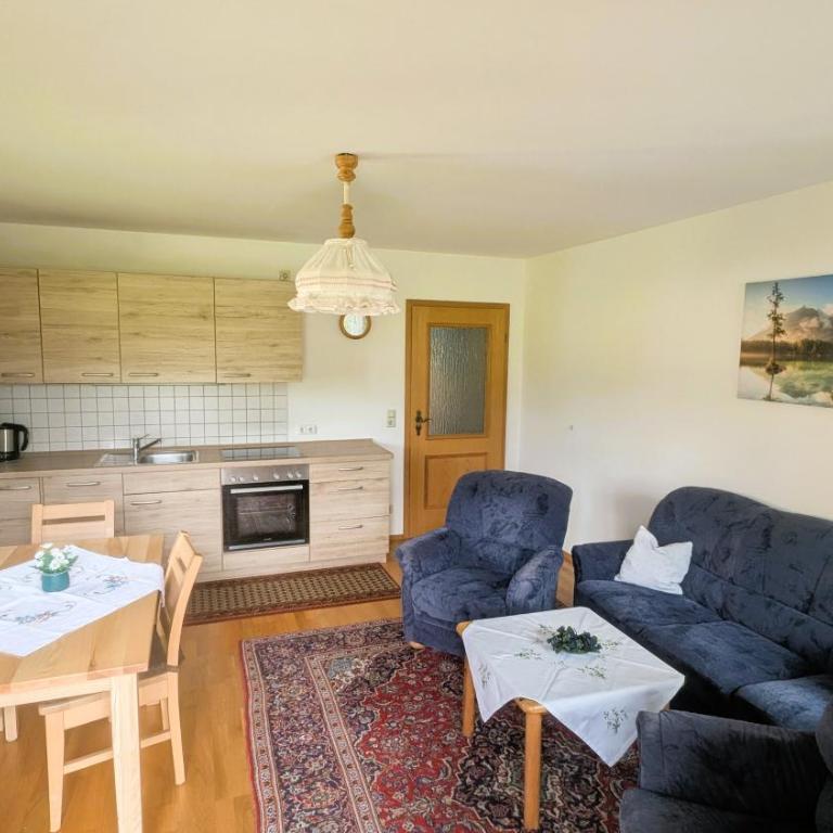 Ferienwohnungen Reiter inkl. Chiemgaukarte - Apartment mit 2 Schlafzimmern - 4