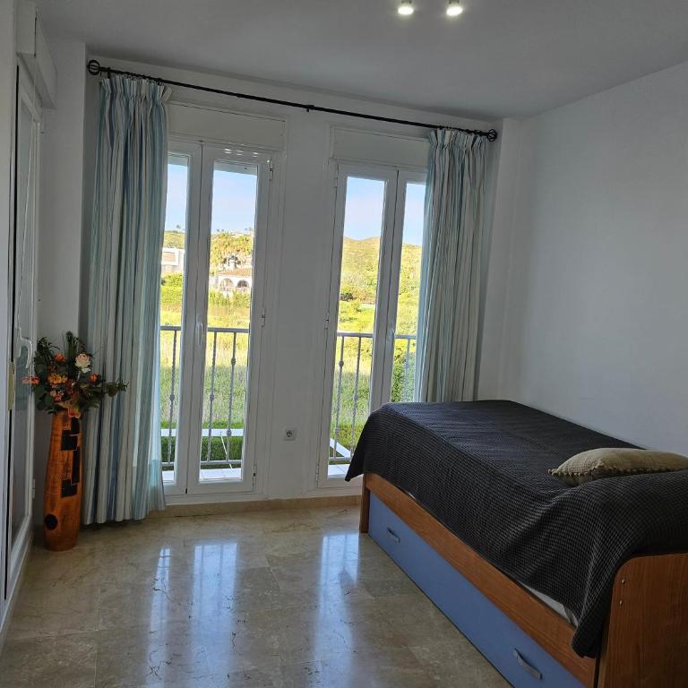 3 bedrooms with pool & parking, close to sea and Gibraltar - Apartamento de 3 dormitorios - 12