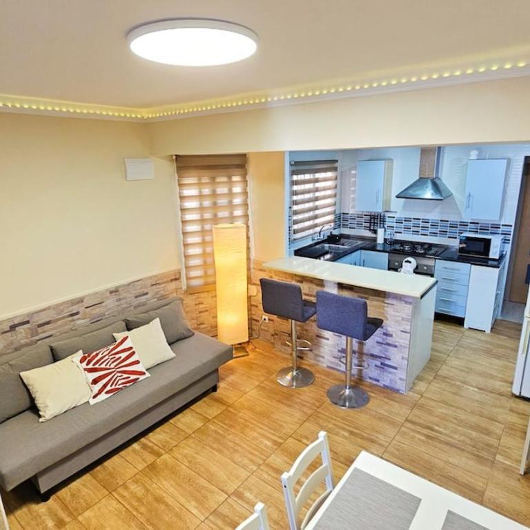 Relax Mediterráneo a 500m de Playa AAC y Wifi6 - Apartamento de 3 dormitorios - 71
