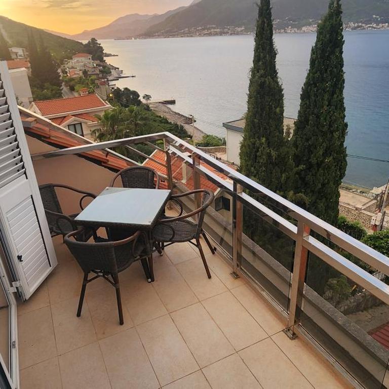 Dream Views Apartment - One-Bedroom Apartment - 9