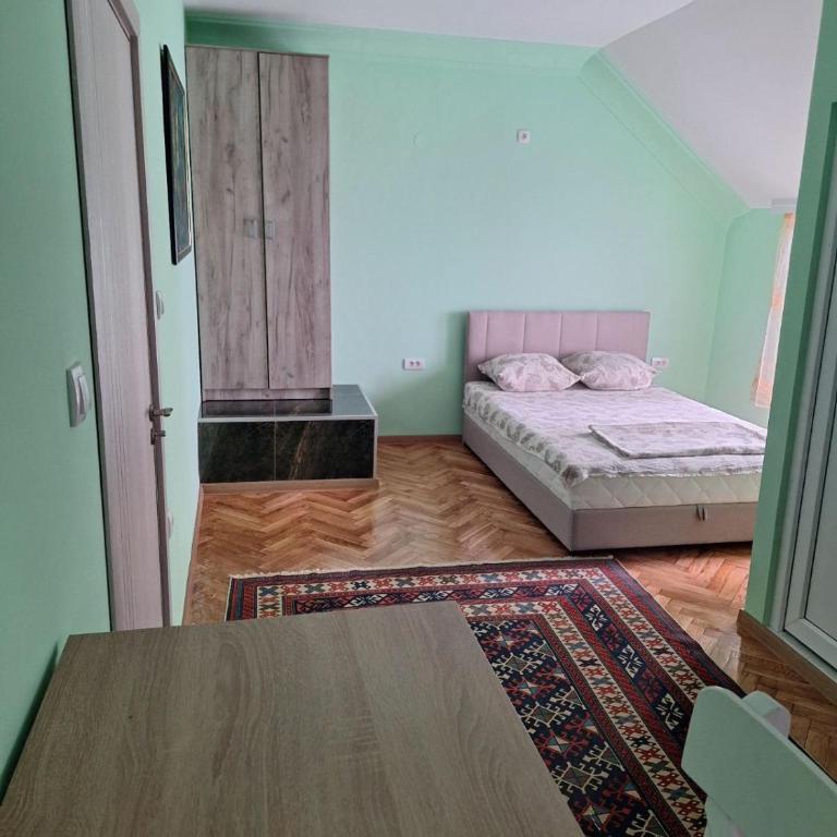 Dream 9 - One-Bedroom Apartment - 3