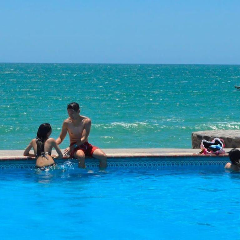 Coastal Getaway on Sandy Beach D502 Casa Blanca - Apartment - 51