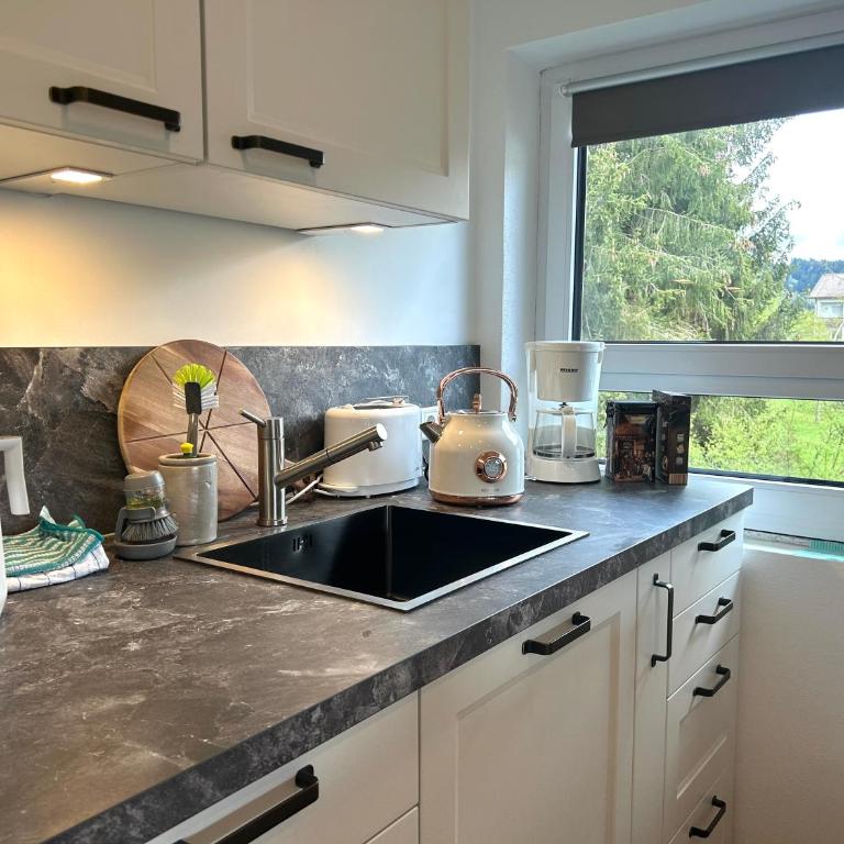 Alpen Erlebnis Oberstaufen - Apartment mit 2 Schlafzimmern und Bergblick - 10