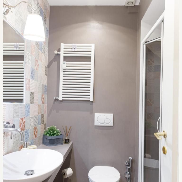 appartamento al centro di Roma Bosuiterome - Three-Bedroom House - 20