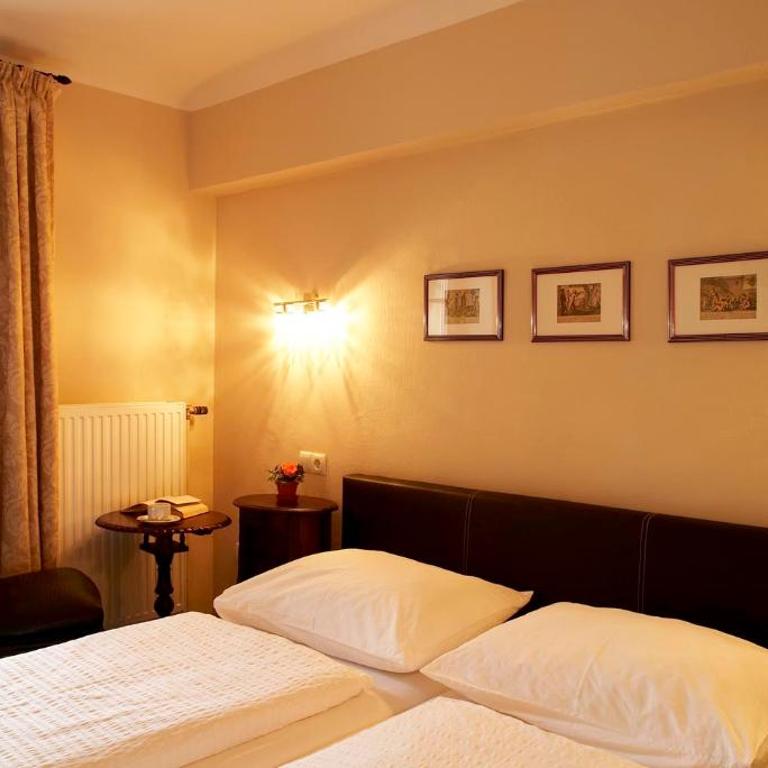 Altstadthotel Kasererbräu - Kleines Budget Doppelzimmer - 3