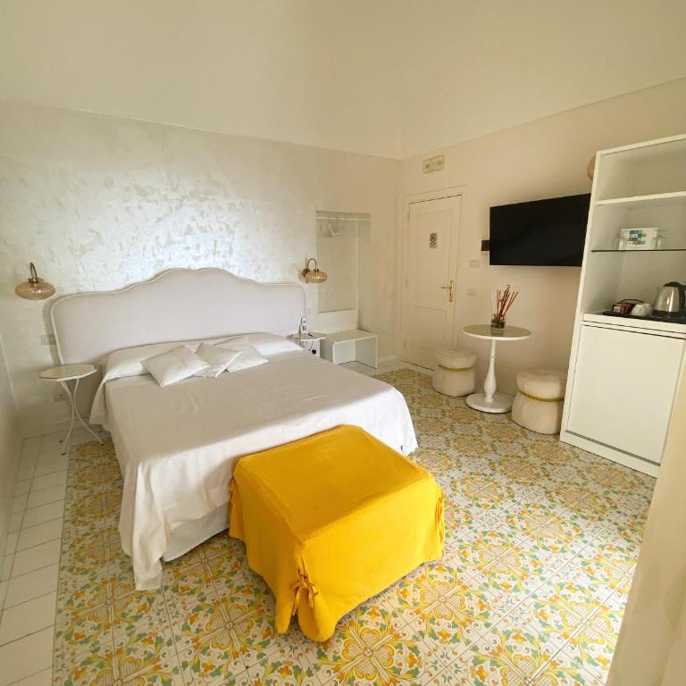 Palazzo Talamo - Camera Deluxe Matrimoniale/Doppia con Letti Singoli con Vista Mare - 2