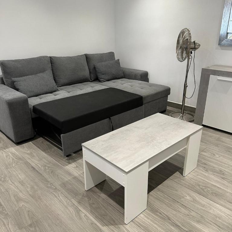 Cullera Sea and Mountain Balcony - Three-Bedroom Apartment - 3