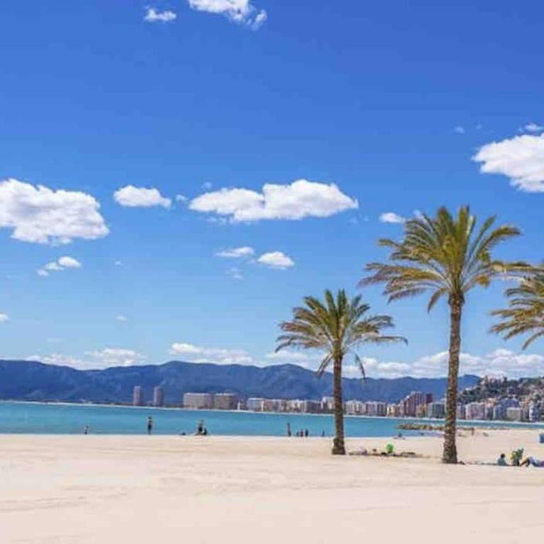 Cullera Sea and Mountain Balcony - Three-Bedroom Apartment - 9