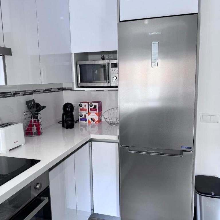 Cullera Sea and Mountain Balcony - Three-Bedroom Apartment - 12