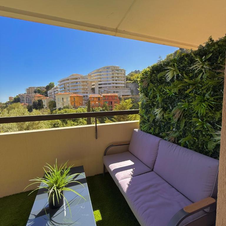 Studio de LUXE Portes de Monaco - Vue MER - Piscine - Wifi - Monolocale con Vista Mare - 61