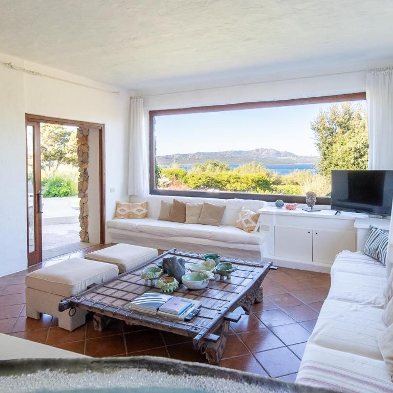Exclusive Villa in Porto Rotondo with jacuzzipool - Villa - 3