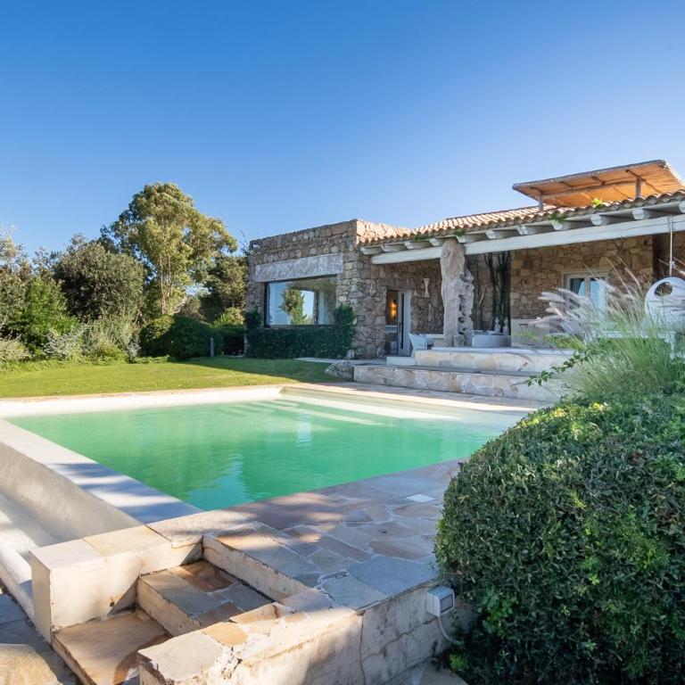 Exclusive Villa in Porto Rotondo with jacuzzipool - Villa - 1