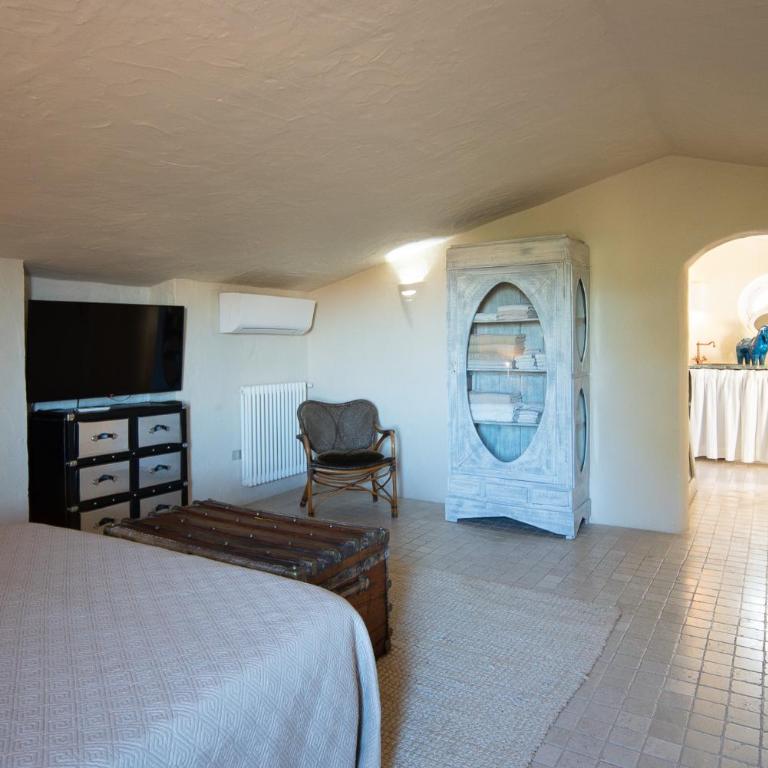 Exclusive Villa in Porto Rotondo with jacuzzipool - Villa - 42