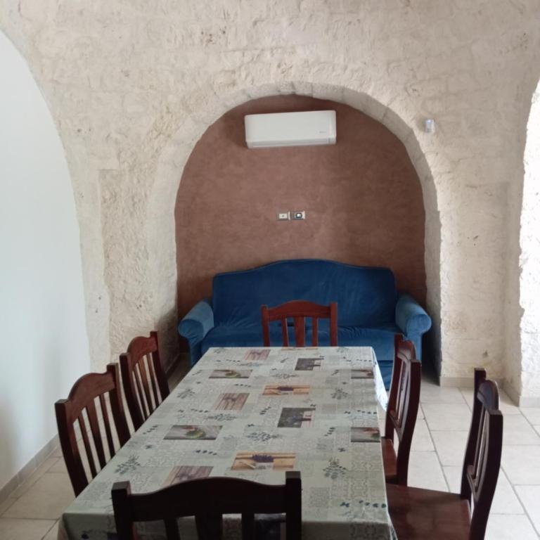 Giaster 2 - Two-Bedroom House - 14