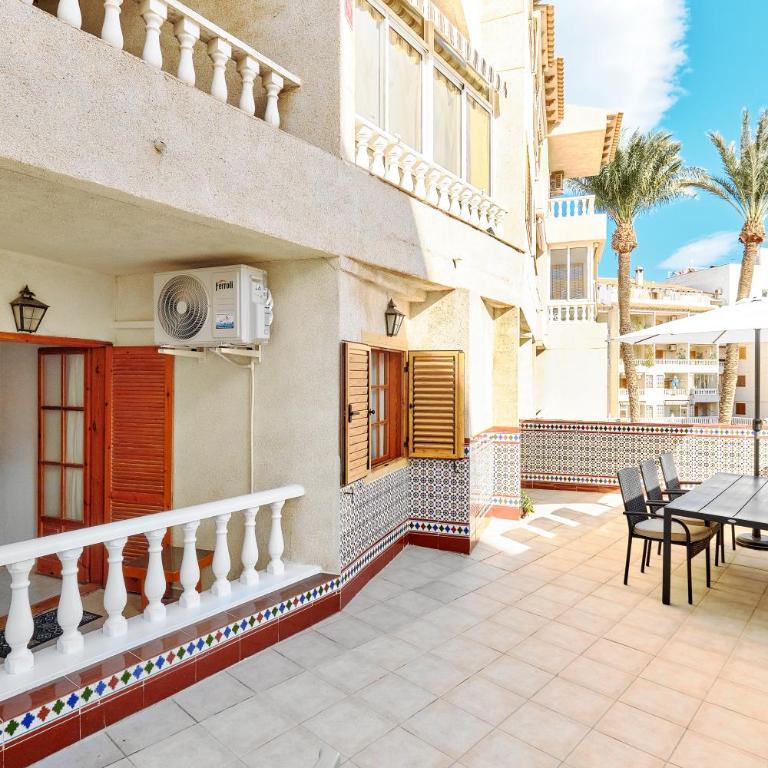 Modern Relax Oasis with Pool, 150m from the Sea - Apartamento de 2 dormitorios con vistas a la piscina - 32