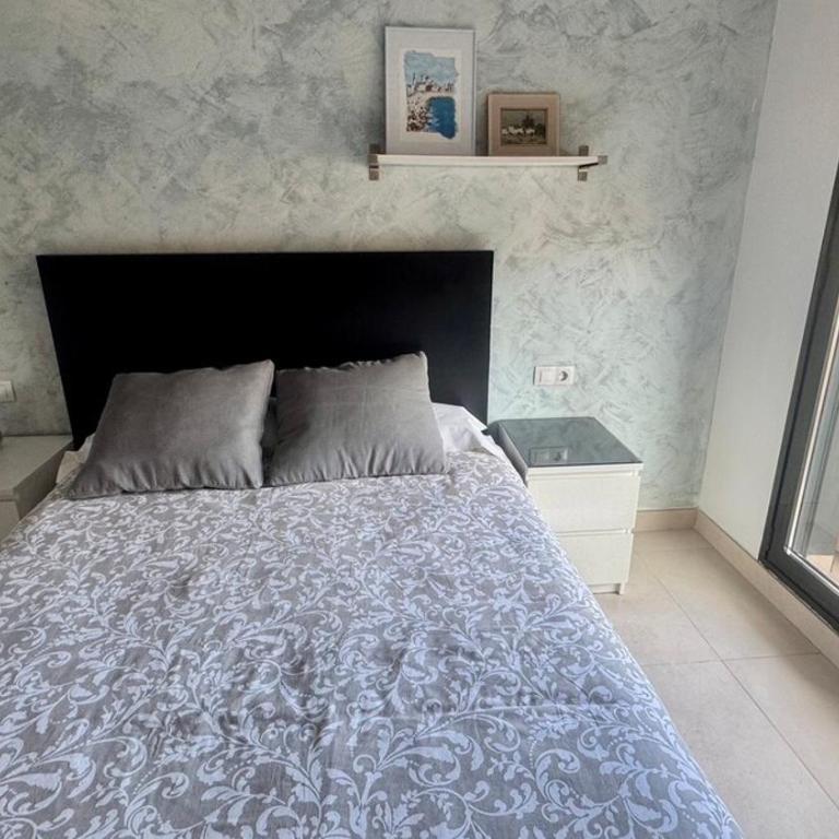 Apartment 300 m from the beach ,parking , breakfast - Two-Bedroom Apartment - 3