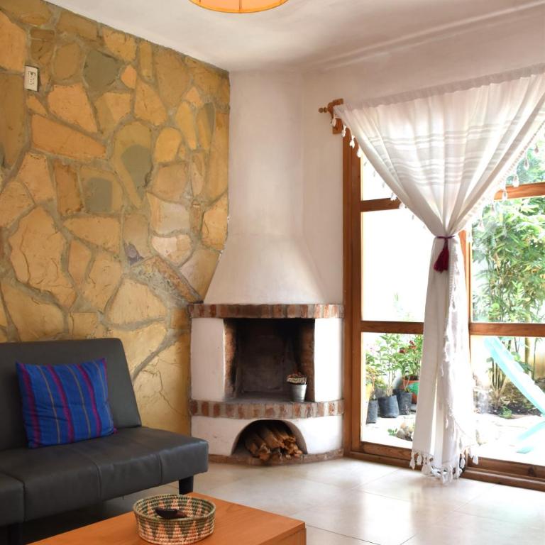 Gaia Guest House - Double Room with Private Bathroom - 5