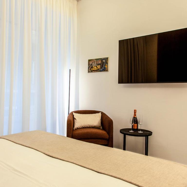 Mamalu - Corso Umberto 35 - Studios and Suites - Camera Queen Deluxe - 2
