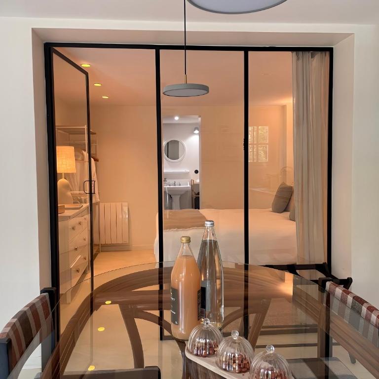 Villa Brigitte - Deluxe Suite with Jacuzzi - 4