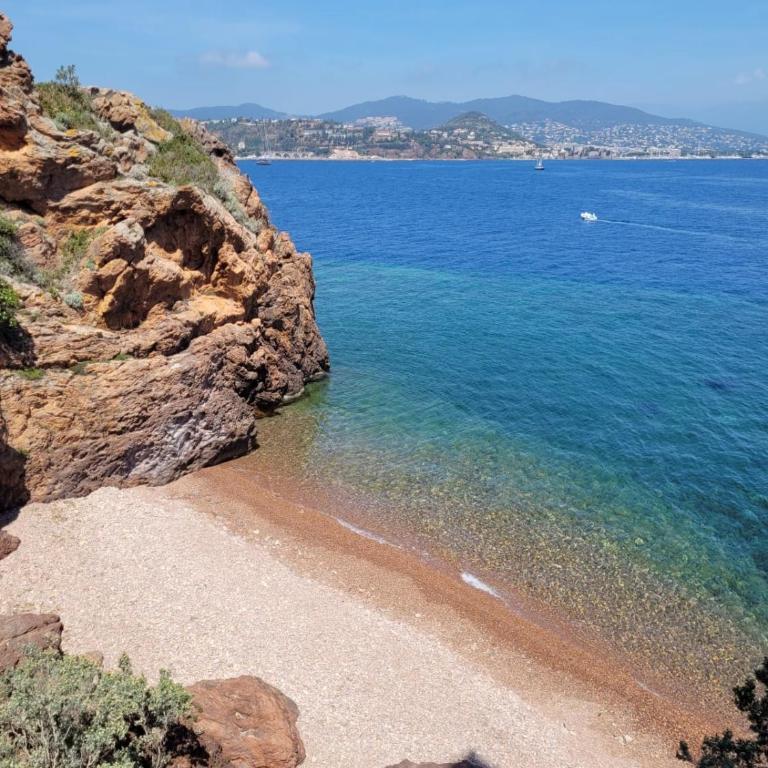 T2 Vue mer, Jardin clos, Village vacances Cap Esterel St Raphaël - Apartment mit 1 Schlafzimmer - 36