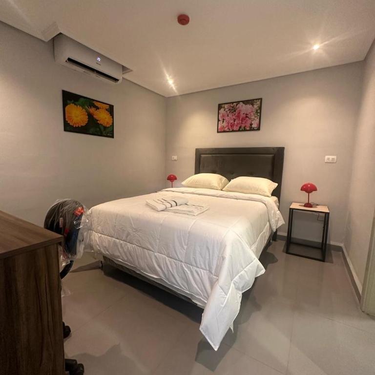 Hotel margarita s - Habitación con cama grande - 3