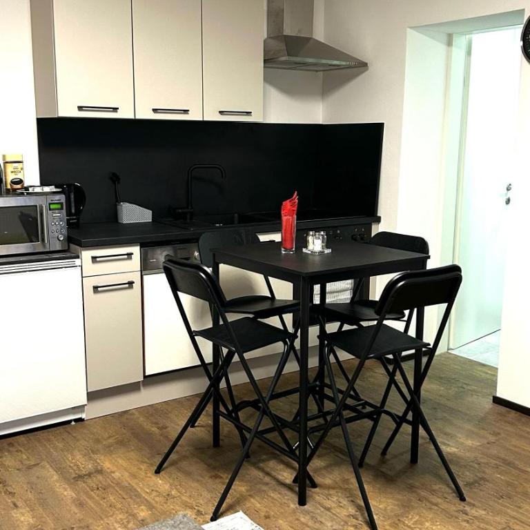 Zentrales Apartment mit Balkon - Appartement 2 Chambres - 7