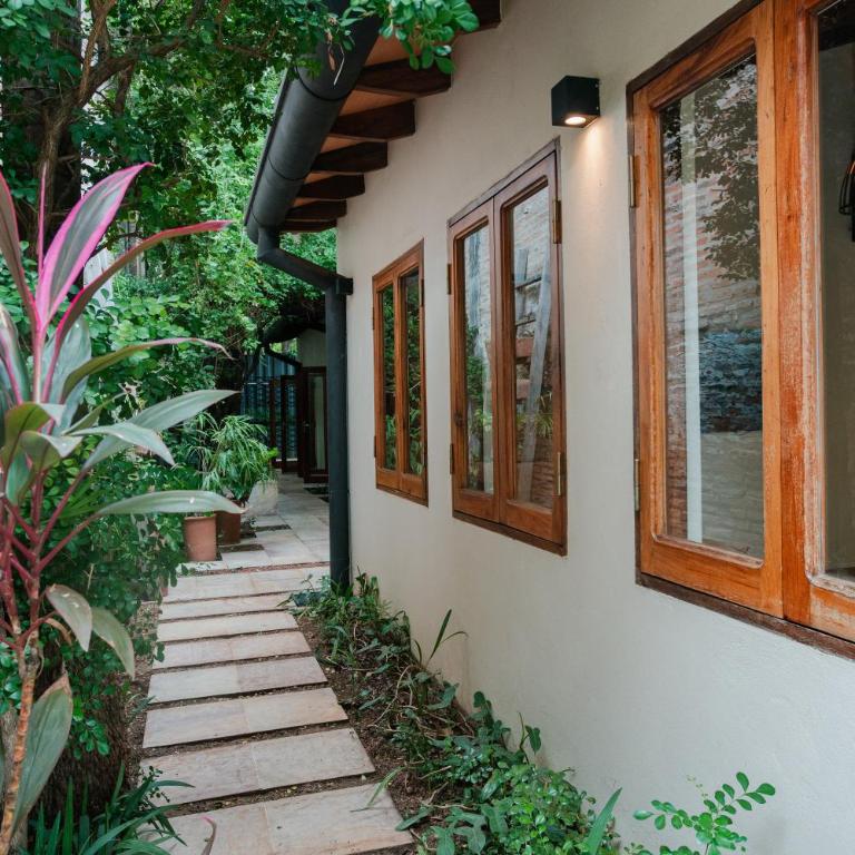 Casa BuenaOnda Asunción - Three-Bedroom House - 23
