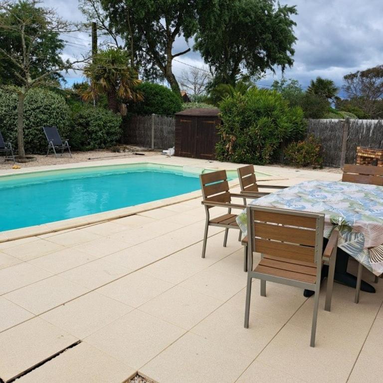 Maison familiale charmante avec piscine privée et parking à Saint-Jean-de-Monts - FR-1-323-576 - Ferienhaus - 13