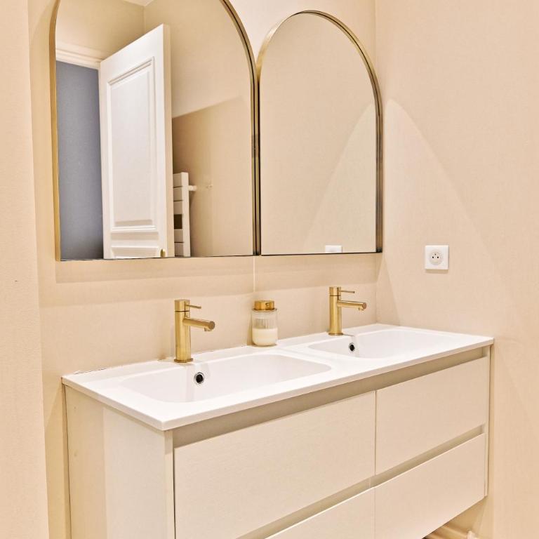 Appartement moderne et climatisé - Arc de Triomphe - Appartamento Deluxe con 2 Camere da Letto - 35