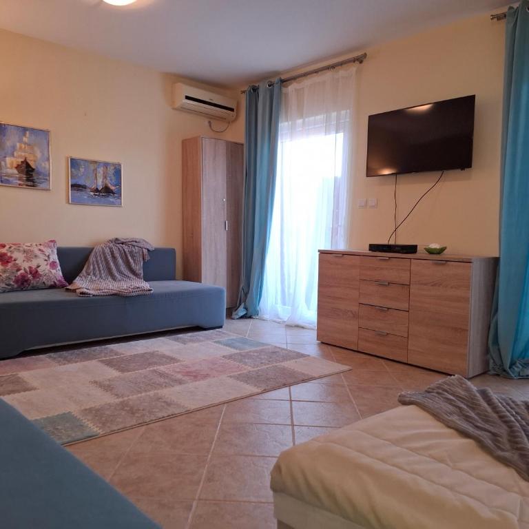 Apartment Bigovo - Triple Room with Sea View - 5