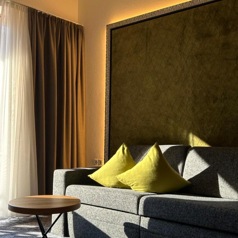 Apart Peppone - Comfort Apartment mit 2 Schlafzimmern und Balkon - 10