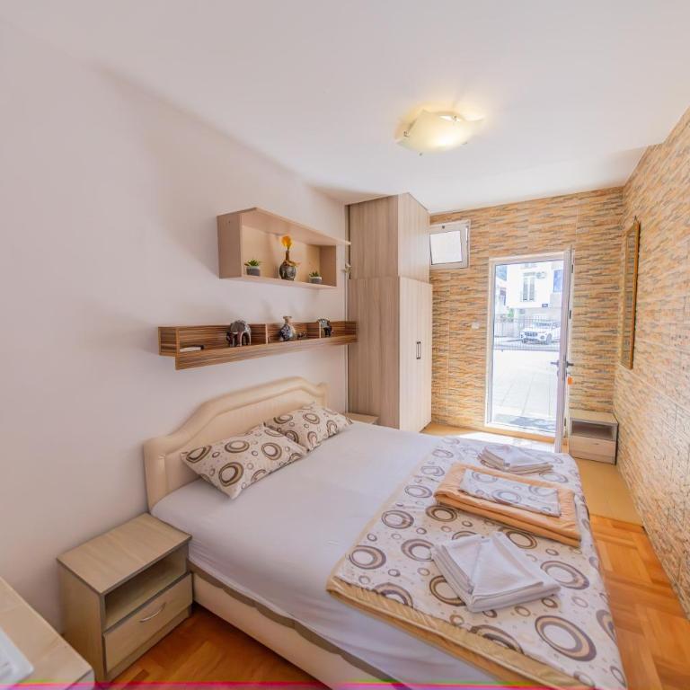 Azzuro apartments Budva - Apartman - Prizemlje - 2
