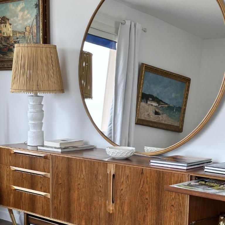 Geoffrey By Terrys Homes - Apartment mit 2 Schlafzimmern, Terrasse und Meerblick - 5
