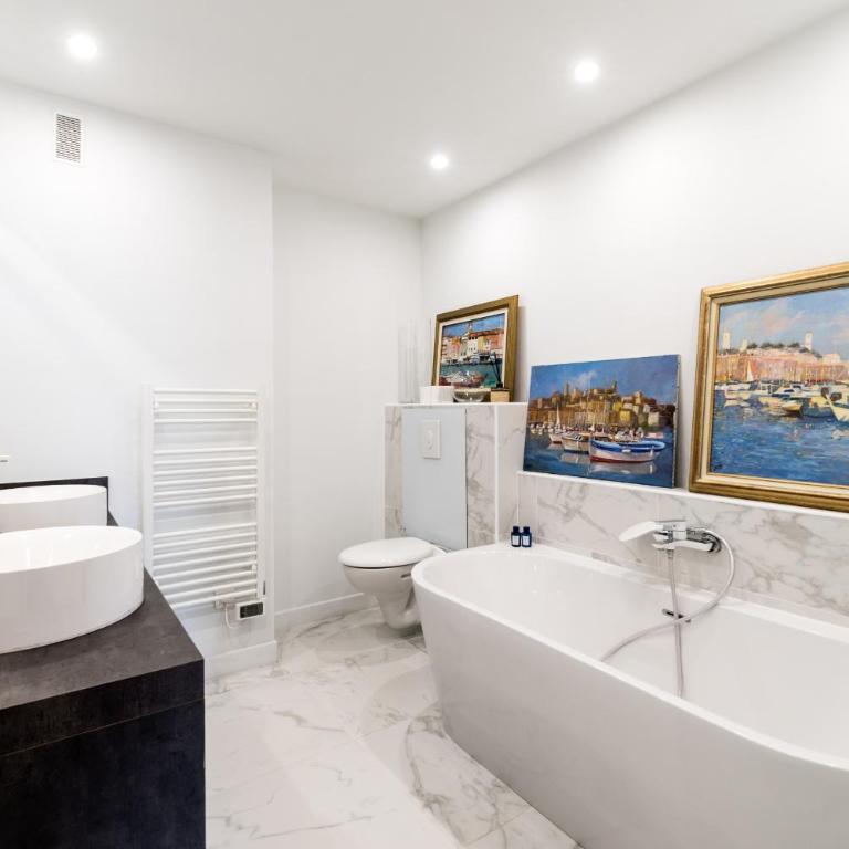 Geoffrey By Terrys Homes - Apartment mit 2 Schlafzimmern, Terrasse und Meerblick - 10