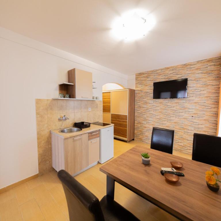 Azzuro apartments Budva - Apartman sa 2 Spavaće Sobe - 4