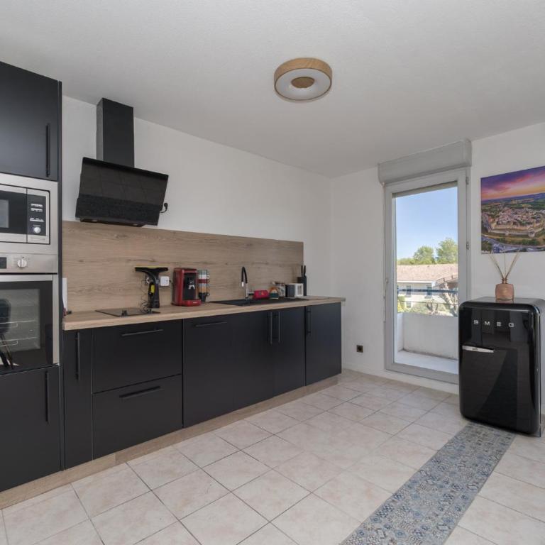 Lumaïa - Vue cité, terrasse & Piscine - Apartment mit 2 Schlafzimmern - 7