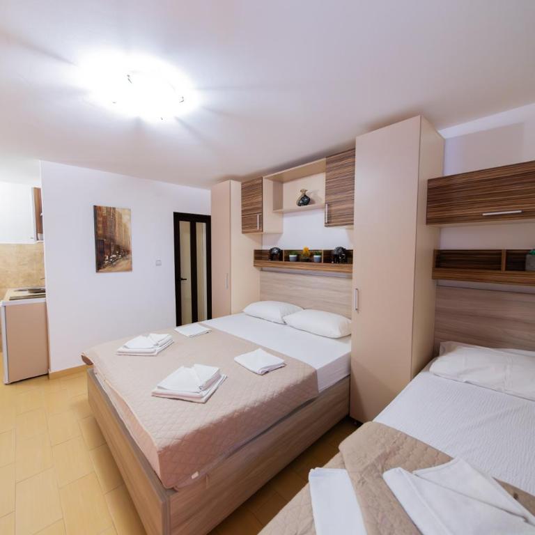 Azzuro apartments Budva - Standardni Trokrevetni Studio - 2