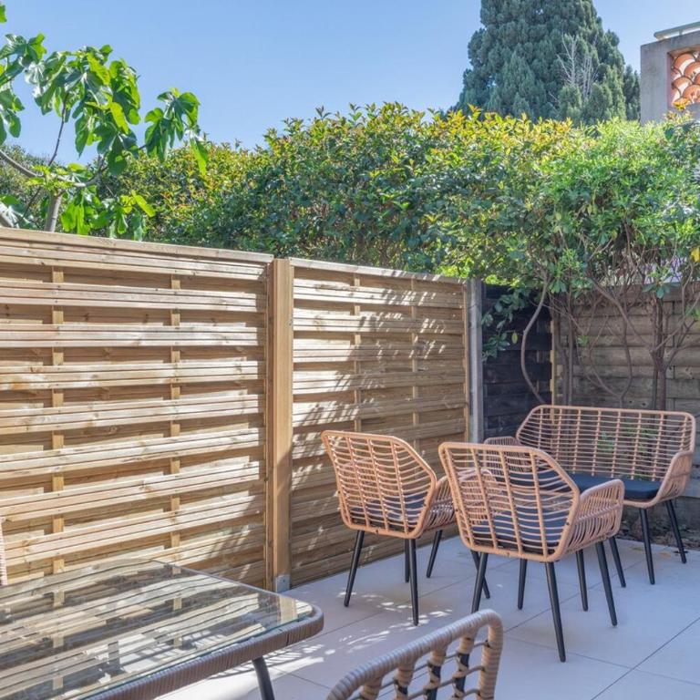 Studio avec Terrasse et piscine - Appartamento con 1 Camera da Letto - 4