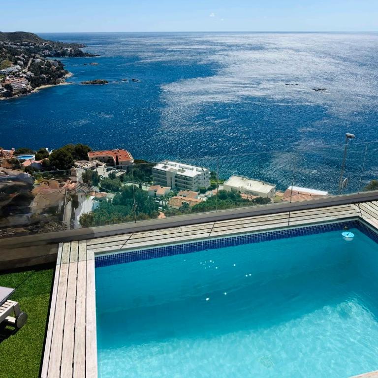 Villa à Canyelles, piscine et SPA à bulles privés , vue panoramique - Villa de 3 dormitorios - 2