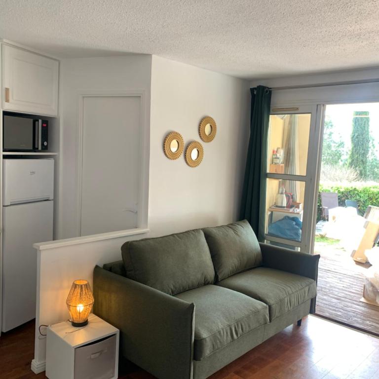 Cap Estérel FH Appartement avec jardin clos privatif -Vue mer -Piscine chauffée 04 avril &01 novembre - Saint Raphaël - Appartement 1 Chambre avec Jardin - 21