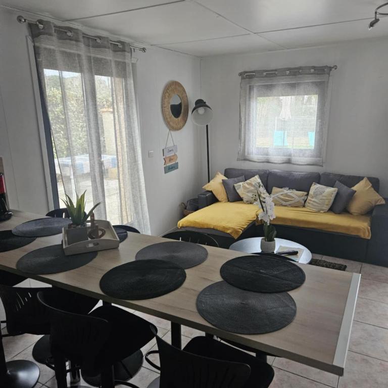 Maison tout confort 4 ch 8p domaine privé avec piscines, et plage à 10 min à pied - Maison 4 Chambres - 15