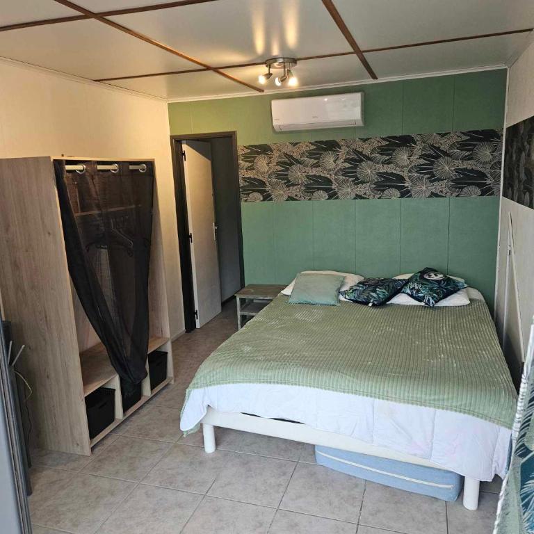 Maison tout confort 4 ch 8p domaine privé avec piscines, et plage à 10 min à pied - Maison 4 Chambres - 22