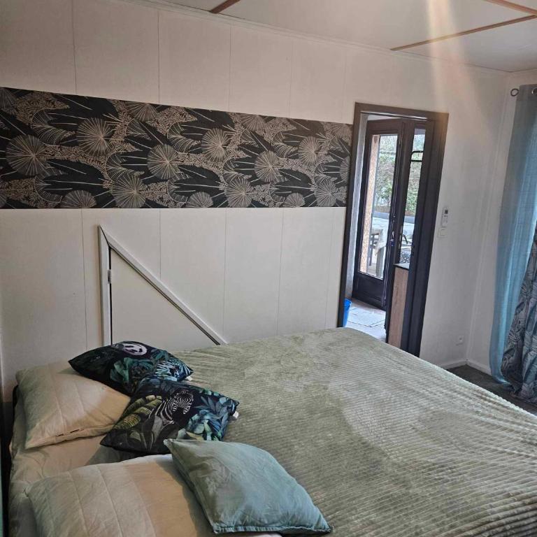 Maison tout confort 4 ch 8p domaine privé avec piscines, et plage à 10 min à pied - Maison 4 Chambres - 25