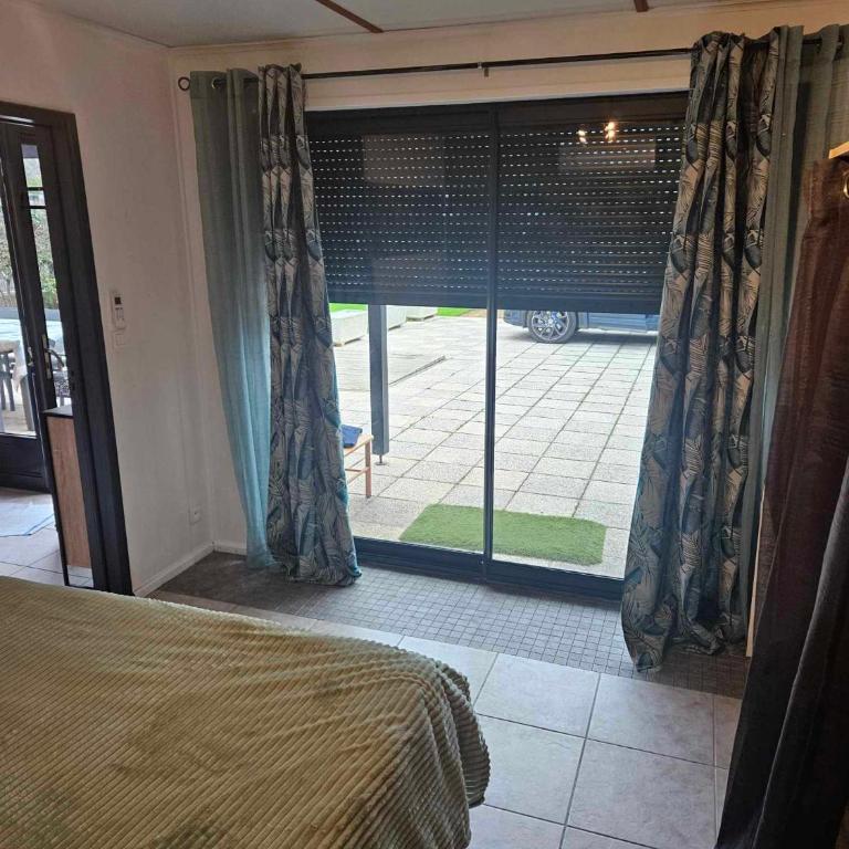 Maison tout confort 4 ch 8p domaine privé avec piscines, et plage à 10 min à pied - Maison 4 Chambres - 18