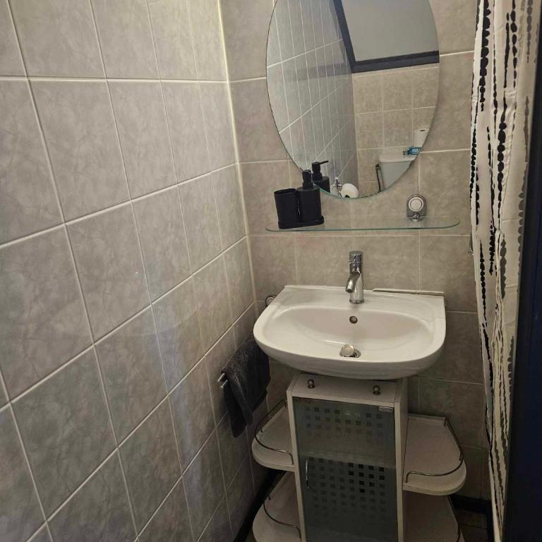 Maison tout confort 4 ch 8p domaine privé avec piscines, et plage à 10 min à pied - Maison 4 Chambres - 27