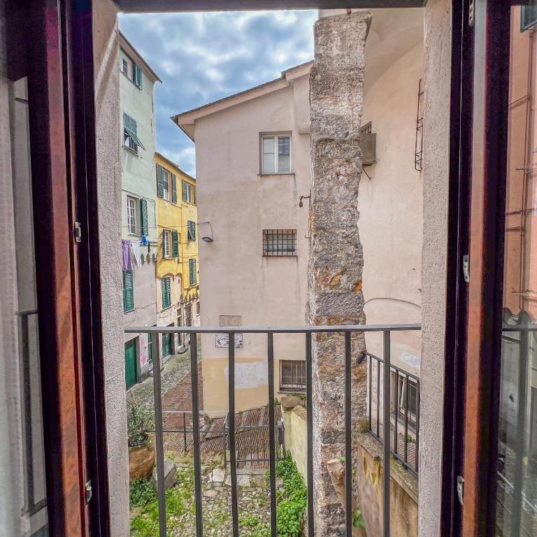 lovingenoa Red - Passion - One-Bedroom Apartment - 13