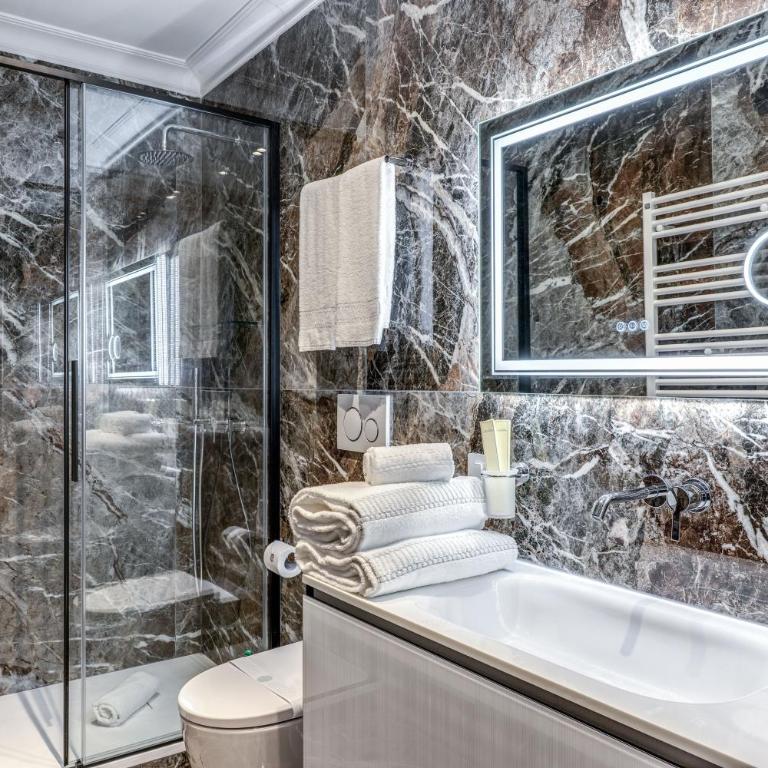 Spanish Steps Oasis Suite - Suite Queen Deluxe - 4
