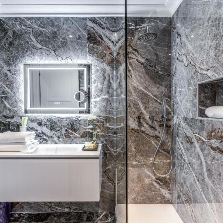 Spanish Steps Oasis Suite - Suite King Deluxe - 20